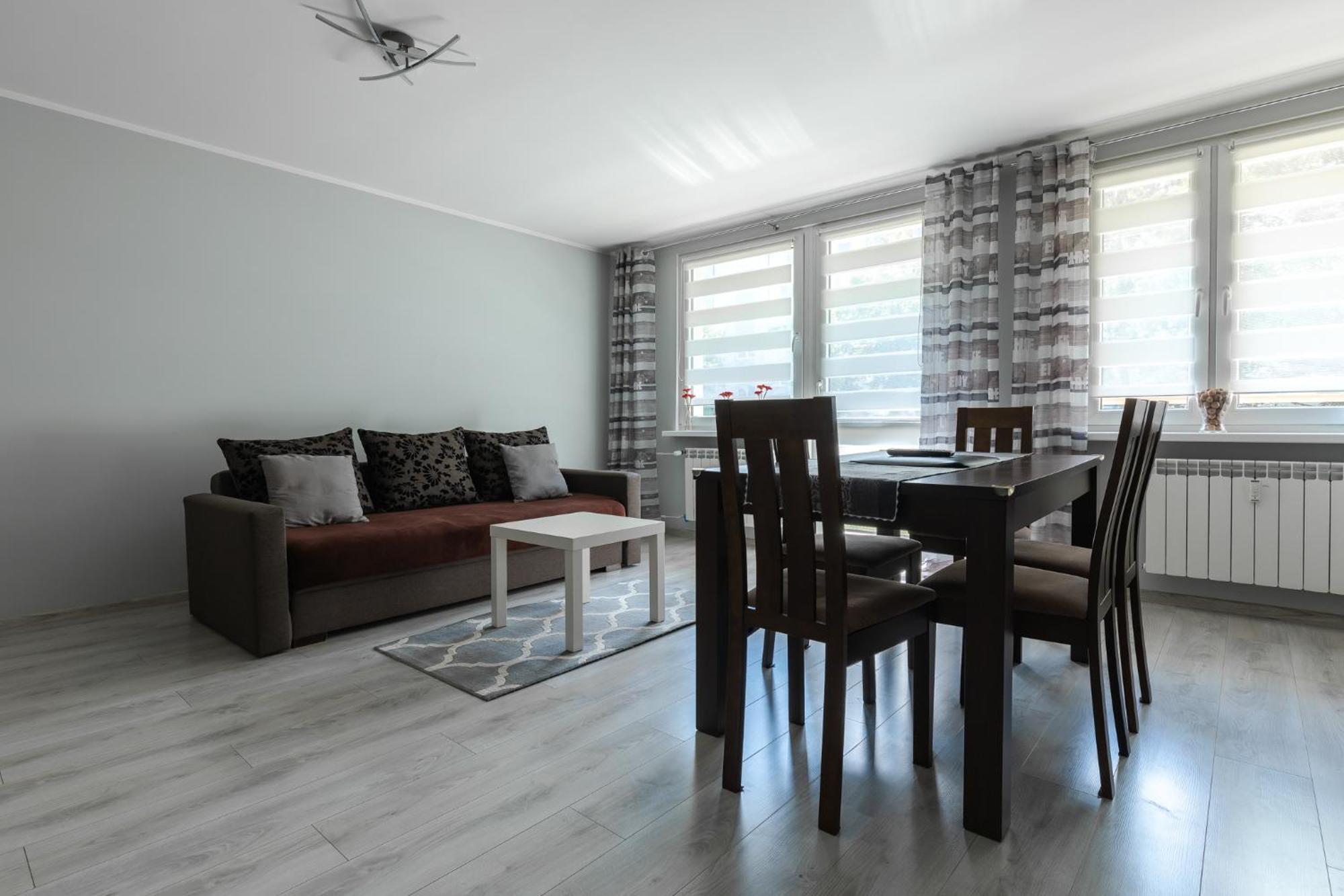 Apartament Przy Termach Cieplickich Julcia 옐레니아구라 외부 사진