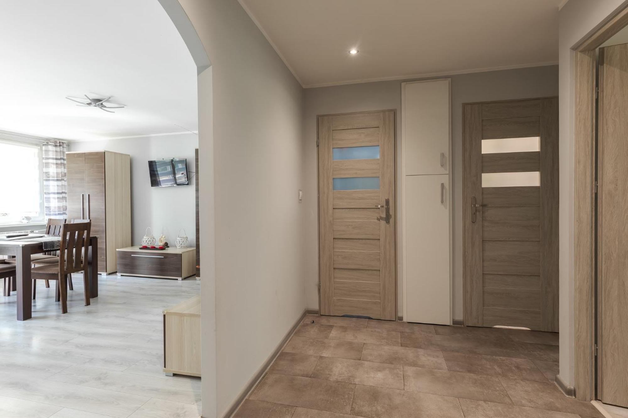Apartament Przy Termach Cieplickich Julcia 옐레니아구라 외부 사진